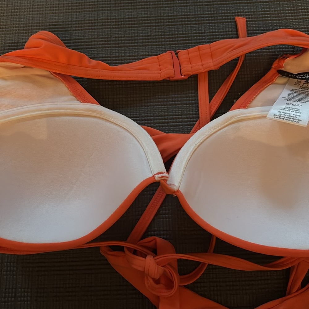 Carmen Marc Valvo XS BIKINI TOP never worn - Picture 6 of 12